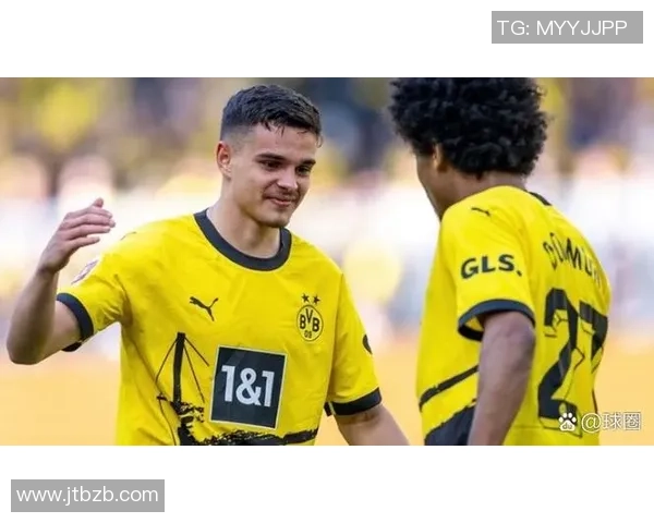 金色头发的现役足球明星们如何在绿茵场上闪耀光芒与魅力